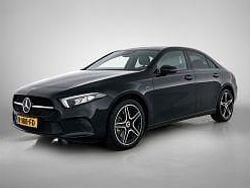 Donker kosmoszwart metaalkleur metallic Gebruikt 2021 Mercedes 250 Premium Plus Sedan | € 32.745
