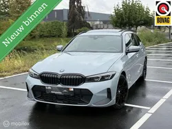 Grijs Gebruikt 2023 BMW 330e Stationwagen | € 43.500 (Iets duurder)