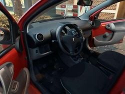Rood Gebruikt 2010 Peugeot 107 Hatchback | € 1.700 (Super prijs)