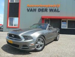 Grijs, metallic lak Gebruikt 2012 Ford Mustang Cabriolet | € 21.999
