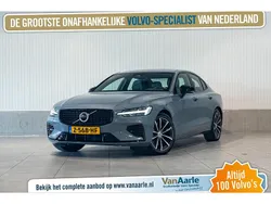 Grijs Gebruikt 2024 Volvo S60 Plus Sedan | € 40.450 (Eerlijke prijs)