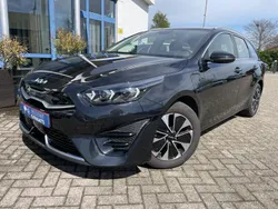 Zwart Gebruikt 2022 Kia Ceed Stationwagen | € 22.950 (Super prijs)