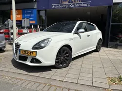 Wit Gebruikt 2010 Alfa Romeo Giulietta Progression Hatchback | € 5.749 (Eerlijke prijs)