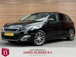 Zwart Gebruikt 2017 Peugeot 308 Allure Hatchback | € 10.700 (Eerlijke prijs)