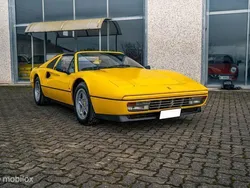 Geel Gebruikt 1988 Ferrari 328 | € 49.500