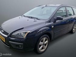 Zwart Gebruikt 2008 Ford Focus Stationwagen | € 1.499 (Eerlijke prijs)