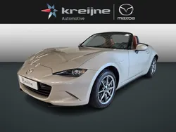 Platinum quartz (beige metallic) Gebruikt 2023 Mazda MX5 Kazari Cabriolet | € 35.925 (Duur)