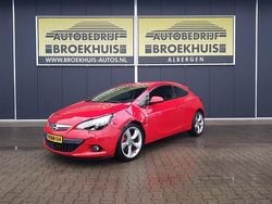 Rood Gebruikt 2013 Opel Astra GTC Sport Hatchback | € 4.100 (Super prijs)