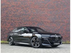 Zwart Gebruikt 2023 BMW M760e Executive Sedan | € 119.950 (Eerlijke prijs)