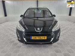 Zwart, metallic lak Gebruikt 2012 Peugeot 308 Stationwagen | € 5.000 (Iets duurder)