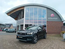 Zwart Gebruikt 2021 Volvo XC40 Inscription SUV | € 33.445 (Eerlijke prijs)