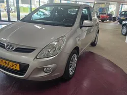 Grijs Gebruikt 2010 Hyundai i20 Hatchback | € 2.999 (Eerlijke prijs)