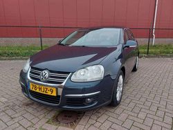 Grijs Gebruikt 2009 VW Jetta Comfortline Sedan | € 2.799 (Goede deal)