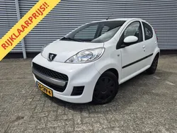 Wit Gebruikt 2011 Peugeot 107 Hatchback | € 3.888 (Eerlijke prijs)