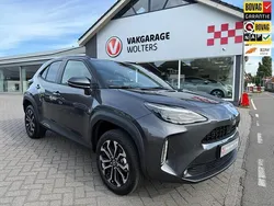 Grijs Nieuw 2025 Toyota Yaris Cross SUV | € 32.950 (Eerlijke prijs)