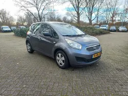 Grijs, metallic lak Gebruikt 2010 Kia Venga 2 Hatchback | € 1.750 (Goede deal)