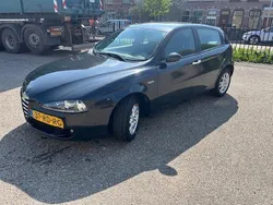 Zwart Gebruikt 2005 Alfa Romeo 147 Hatchback | € 1.250 (Eerlijke prijs)