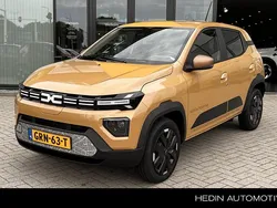 Bruin Gebruikt 2024 Dacia Spring Extreme Hatchback | € 15.950 (Eerlijke prijs)