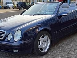 Blauw (metallic) Gebruikt 2000 Mercedes 200 Elegance Cabriolet | € 7.950