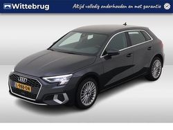 Grijs, metallic lak Gebruikt 2021 Audi A3 Sportback Business Hatchback | € 25.450 (Goede deal)
