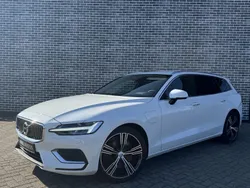 Wit Gebruikt 2021 Volvo V60 Inscription Stationwagen | € 35.399 (Goede deal)