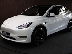 Wit, metallic lak Gebruikt 2022 Tesla Model Y Long Range AWD SUV | € 38.950 (Eerlijke prijs)