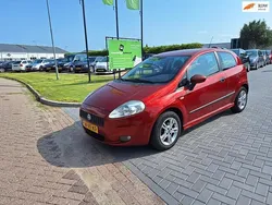 Rood Gebruikt 2007 Fiat Grande Punto Active Hatchback | € 2.499 (Eerlijke prijs)