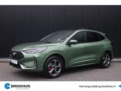 Groen, metallic lak Gebruikt 2024 Ford Kuga ST-Line X SUV | € 43.900 (Goede deal)