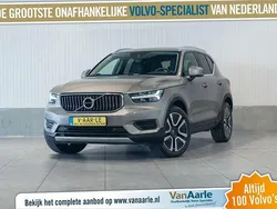 Grijs, metallic lak Gebruikt 2021 Volvo XC40 Inscription SUV | € 30.250 (Eerlijke prijs)