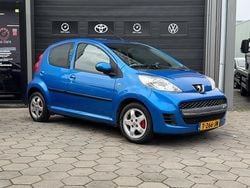 Blauw Gebruikt 2011 Peugeot 107 Hatchback | € 3.250 (Goede deal)