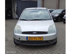 Grijs Gebruikt 2004 Ford Fiesta Ambiente Hatchback | € 800 (Eerlijke prijs)