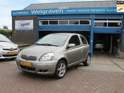 Grijs Gebruikt 2006 Toyota Yaris Hatchback | € 3.250 (Eerlijke prijs)