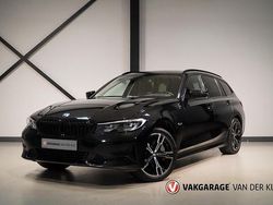 Zwart Gebruikt 2022 BMW 330 Sport Line Stationwagen | € 31.950 (Super prijs)