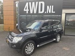 Zwart Gebruikt 2008 Mitsubishi Pajero Instyle SUV | € 7.945