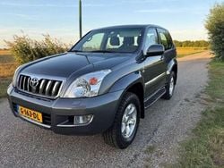Grijs Gebruikt 2005 Toyota Land Cruiser MPV | € 21.500 (Iets duurder)