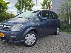 Grijs Gebruikt 2006 Opel Meriva Business MPV | € 1.550 (Eerlijke prijs)
