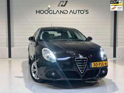 Zwart Gebruikt 2011 Alfa Romeo Giulietta Distinctive Hatchback | € 5.450 (Goede deal)