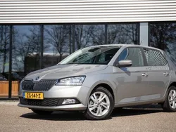 Grijs, metallic lak Gebruikt 2019 Skoda Fabia Ambition Hatchback | € 17.850 (Eerlijke prijs)