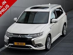 Wit Gebruikt 2020 Mitsubishi Outlander Instyle SUV | € 27.950 (Iets duurder)