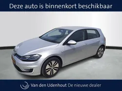 Reflexzilver metallic Gebruikt 2020 VW e-Golf Hatchback | € 13.750 (Eerlijke prijs)