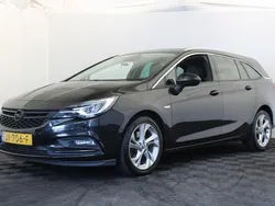 Zwart Gebruikt 2016 Opel Astra Innovation Stationwagen | € 6.850 (Goede deal)