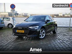 Zwart Gebruikt 2024 Audi A3 Advanced Sedan | € 33.950 (Eerlijke prijs)