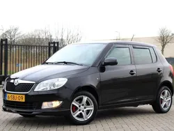 Zwart Gebruikt 2013 Skoda Fabia Fresh Hatchback | € 3.999 (Eerlijke prijs)