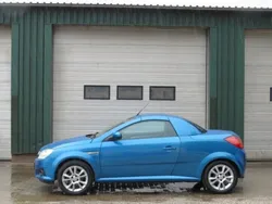 Blauw Gebruikt 2006 Opel Tigra Enjoy Cabriolet | € 2.950 (Iets duurder)