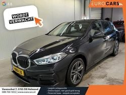 Zwart Gebruikt 2023 BMW 118 Basis Hatchback | € 24.890 (Super prijs)