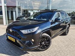 Zwart Gebruikt 2021 Toyota RAV4 Edition SUV | € 32.900 (Goede deal)