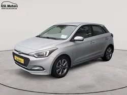 Zilver Gebruikt 2015 Hyundai i20 Coupé | € 8.250 (Eerlijke prijs)