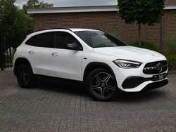 Wit Gebruikt 2020 Mercedes GLA250 Business SUV | € 36.400 (Eerlijke prijs)