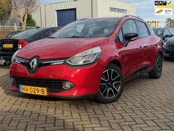Rood Gebruikt 2016 Renault Clio GrandTour Expression Stationwagen | € 6.250 (Goede deal)