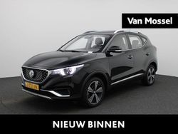 Zwart Gebruikt 2020 MG ZS Luxury SUV | € 13.945 (Eerlijke prijs)